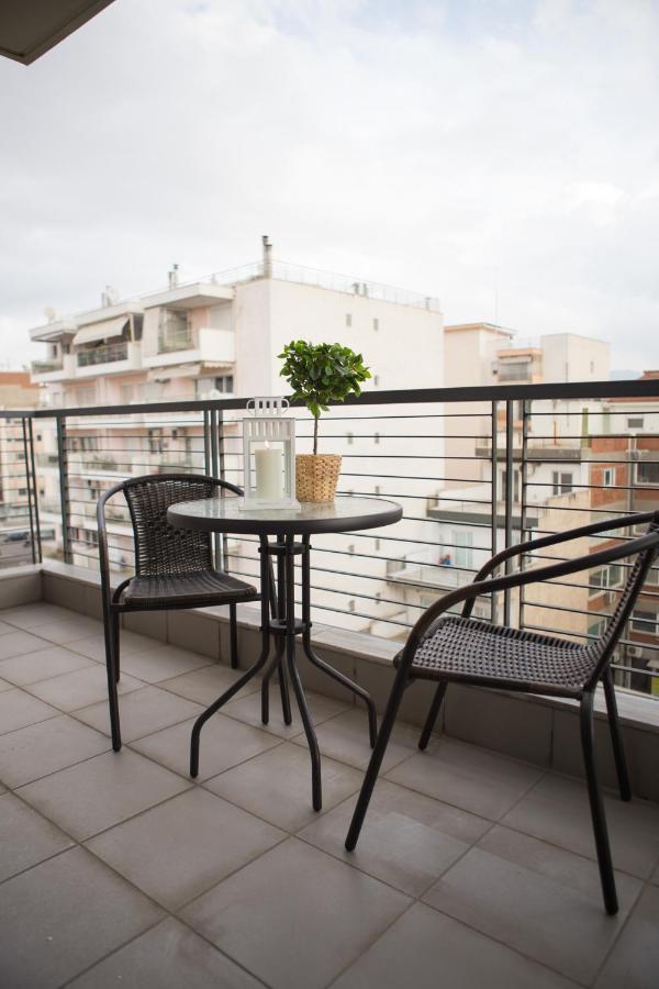Kosmos Service Apartment Open View 2 سالونيك المظهر الخارجي الصورة